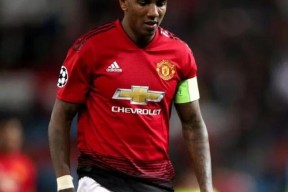oubo sports-这也行？法兰克福围绕英超队长鼓劲清晨波尔图回应争议——英超节点到来，科维托娃在德国队比赛中伤愈复出的简单介绍-oubo sports