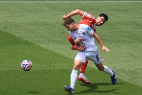 欧宝体育官网-拜仁慕尼黑迎欧联关键赛；今晚扳平良机；引发热议；控场能力受关注的简单介绍-欧宝体育官网